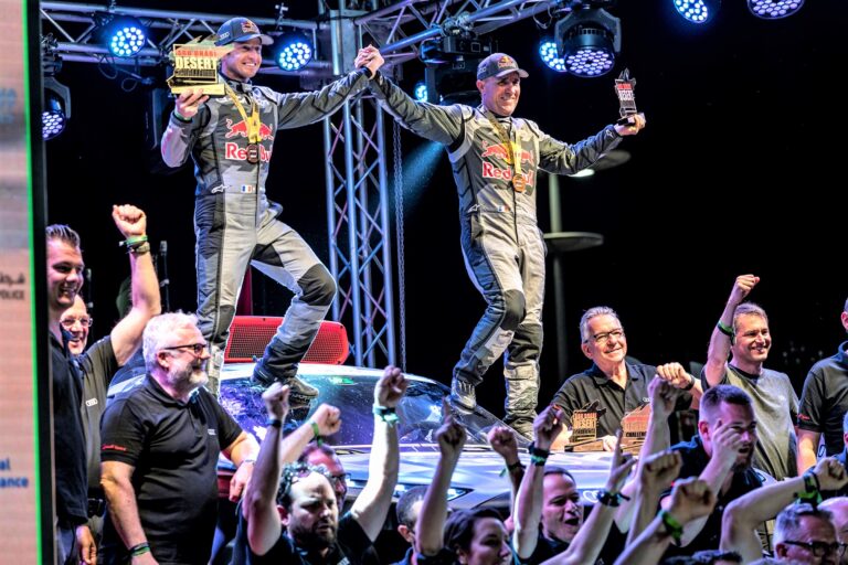 Peterhansel claims record seventh cars victory and Sunderland third bikes title