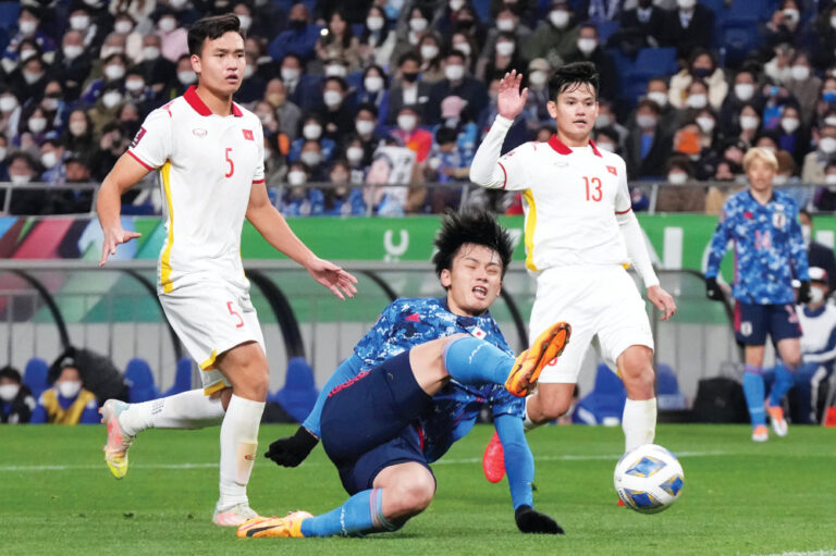 World Cup-bound Japan end on flat note with Vietnam draw