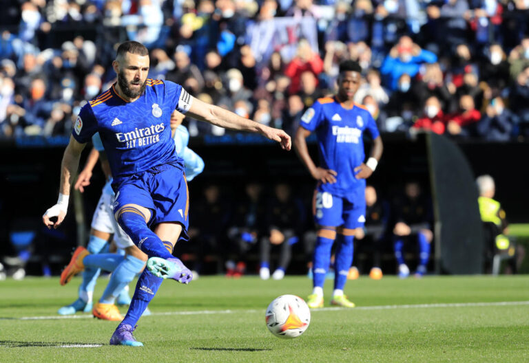 Benzema converts 2 of 3 penalties, Madrid wins at Celta 2-1