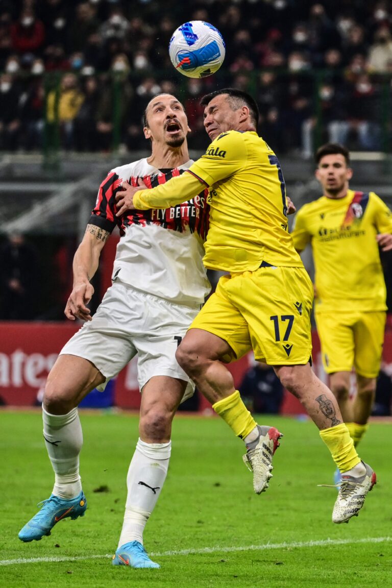 Milan miss chance to move 3 points clear after 0-0 draw