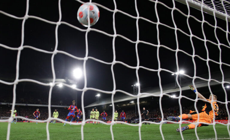 Arsenal’s top four bid rocked in ‘unacceptable’ Palace defeat
