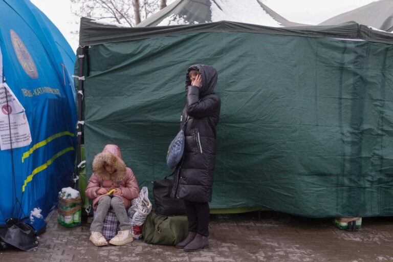 Ukraine, Russian-backed separatists trade accusations over acid tank explosion