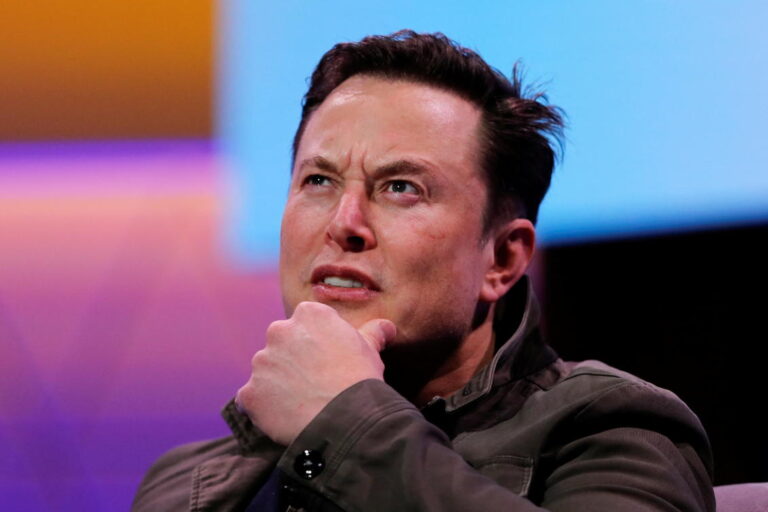 ‘Come and see’ says Spanish PM after Musk tells country to build solar park