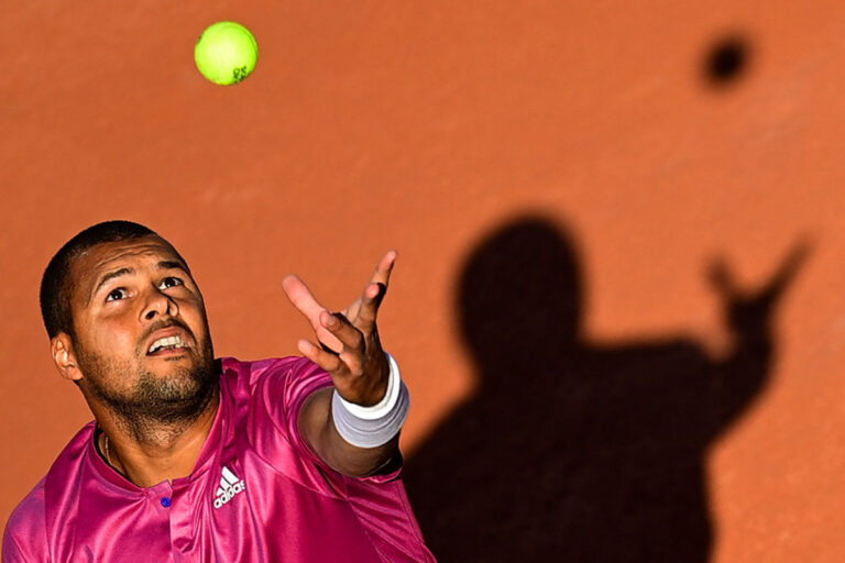 Jo-Wilfried Tsonga to retire after French Open