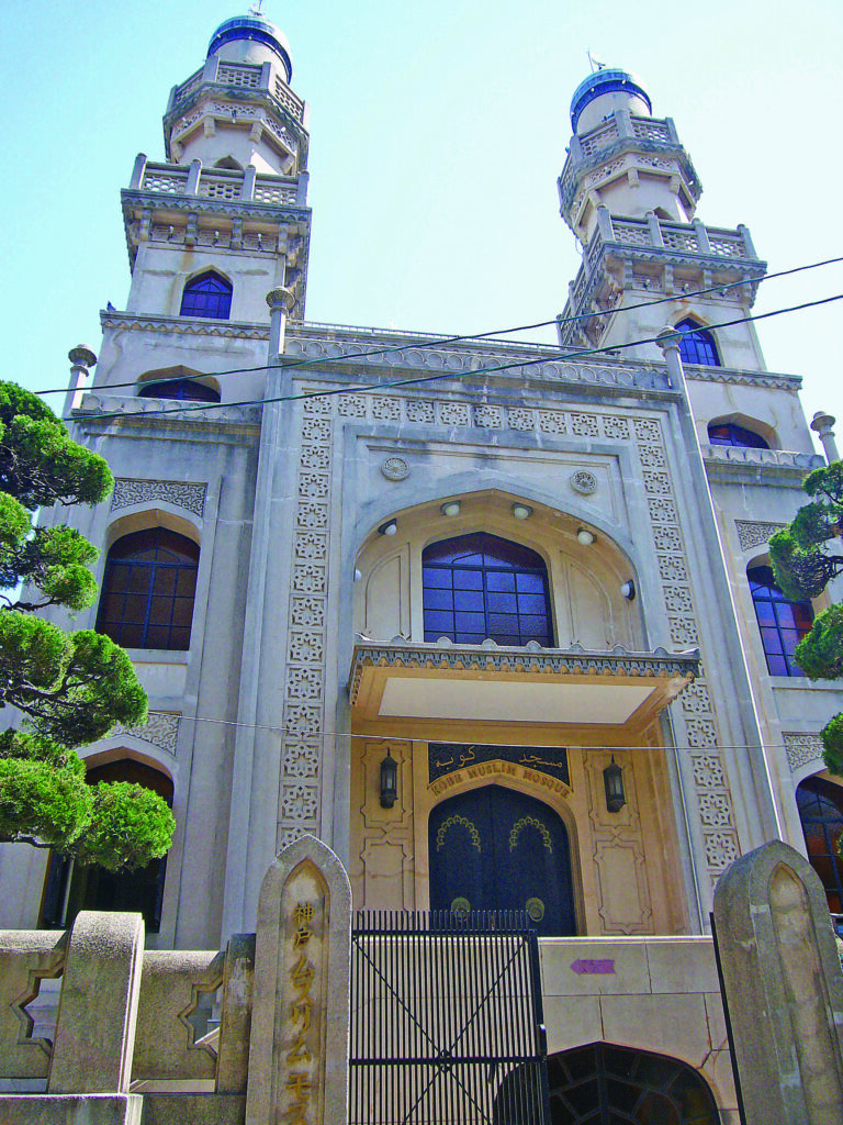 Past comes to life as Japan’s Kobe mosque celebrates Ramadan