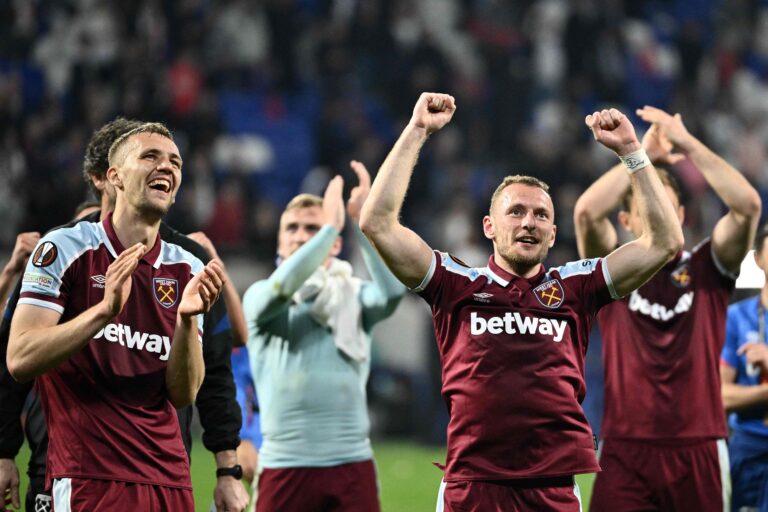 Barcelona stunned by Frankfurt, West Ham and Rangers advance to Europa League semifinals