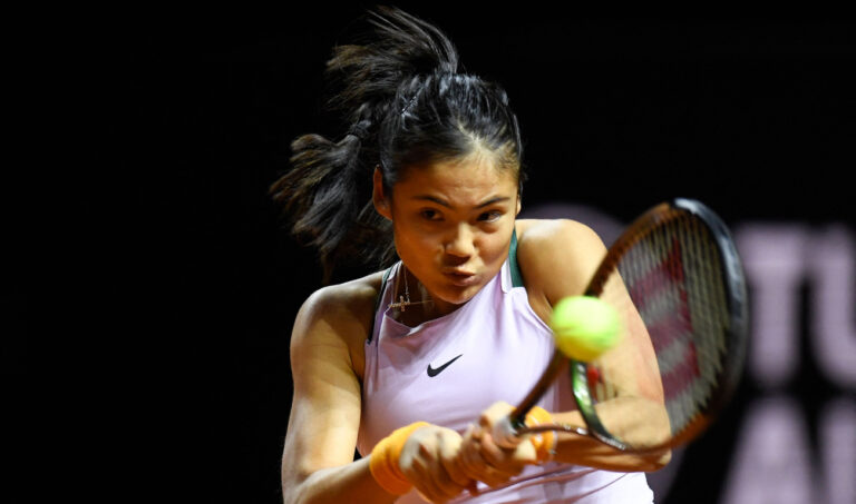Raducanu bounces back to punch ticket for Stuttgart quarterfinals