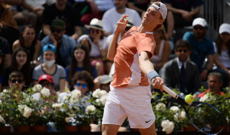 Shapovalov overcomes code violation for win at Italian Open