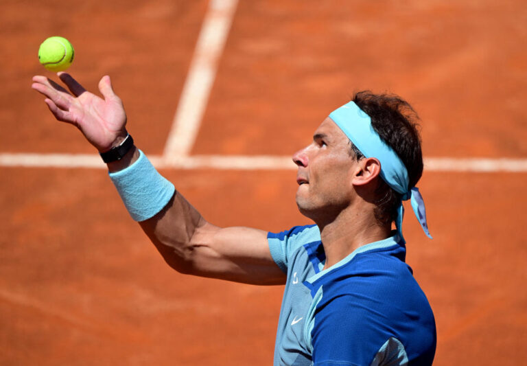 Nadal bounces back from loss to Alcaraz, beats Isner in Rome