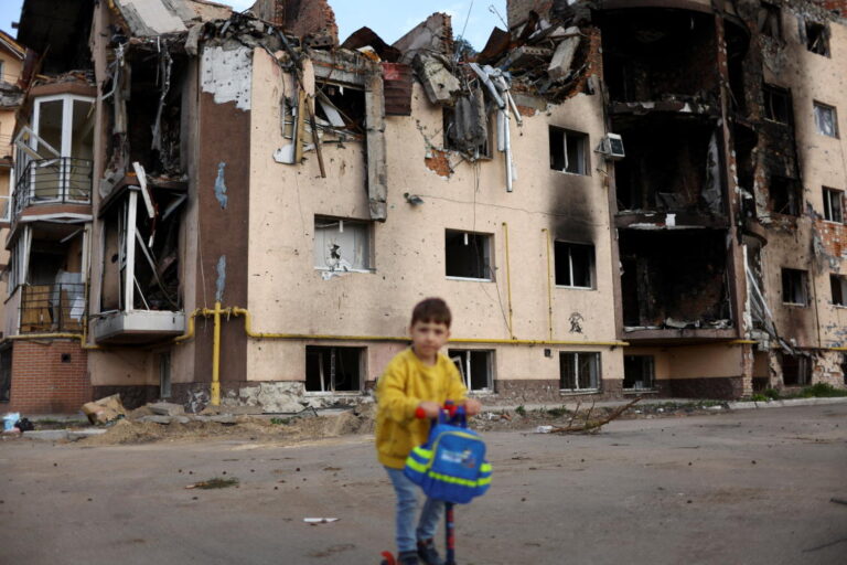 Front lines shift in Donbas as Ukraine mounts counteroffensive