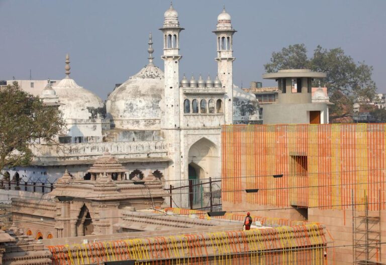 India’s top court revokes ban on large prayer gatherings in mosque