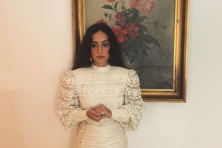 Illustrator Nourie Flayhan pays tribute to reporter Shireen Abu Akleh with digital drawing