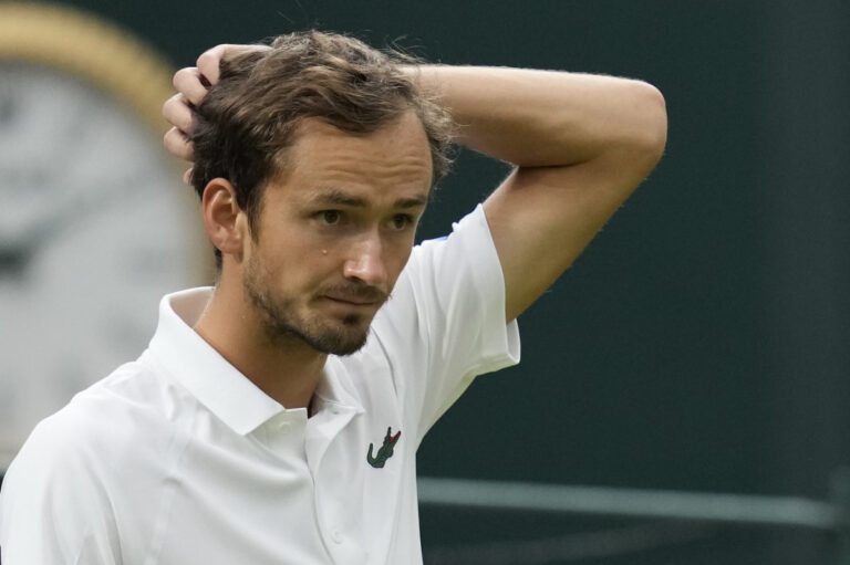 Wimbledon on collision course with ATP, WTA over Russia, Belarus ban