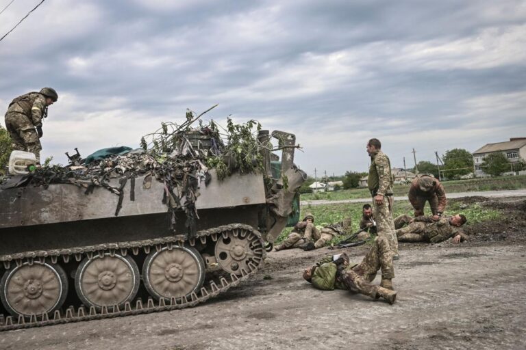Ukraine rules out cease-fire as fighting intensifies in Donbas