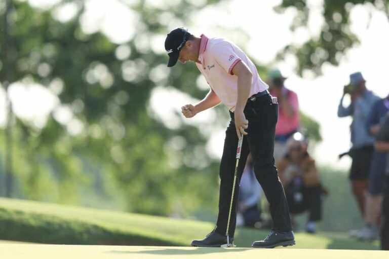 Justin Thomas wins 2nd PGA title in playoff after 7-shot rally
