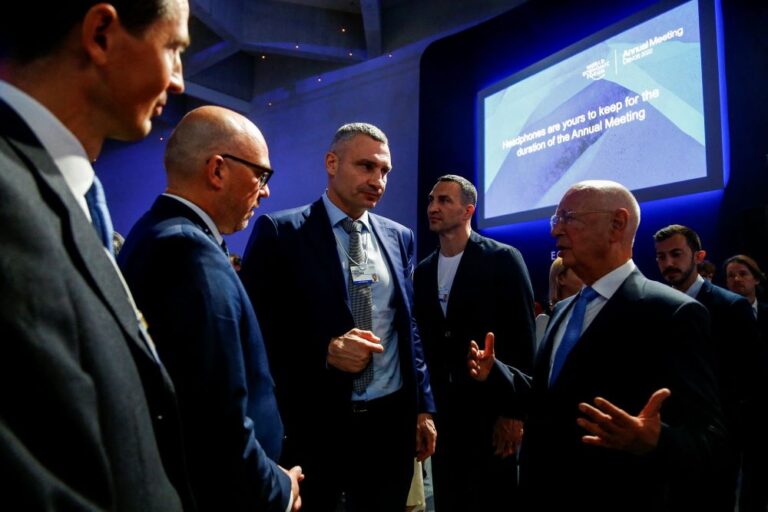 WEF opens with discussion on the global food crisis