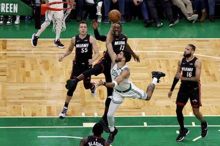 Tatum, Celtics blow away Heat to square series at 2-2