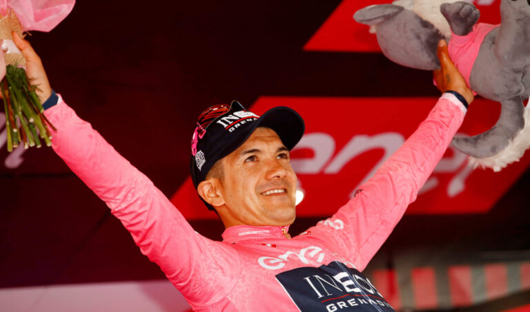 Jan Hirt wins stage 16 of Giro, Richard Carapaz retains overall lead