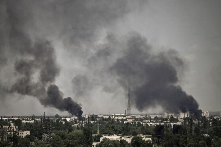 Russian troops take ‘control’ in part of key city as oil embargo agreed