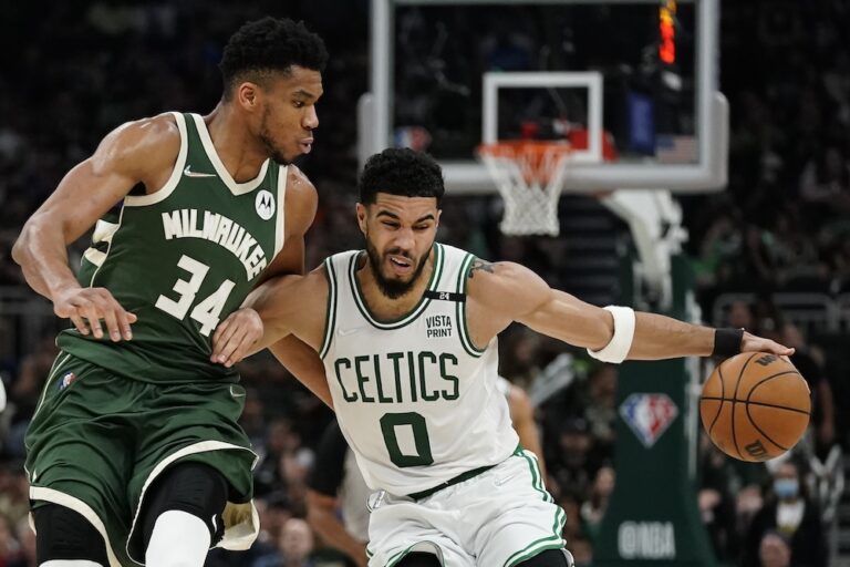 Warriors down Grizzlies to advance in NBA playoffs as Celtics force Game 7 with Bucks