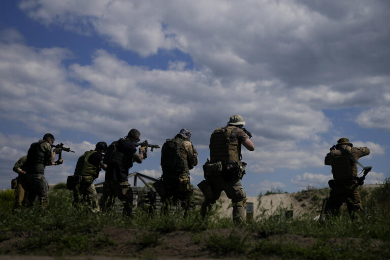 Russia holding 600 Ukrainians at Kherson, Kyiv says