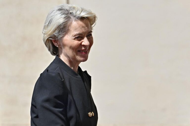 EU chief visits Ukraine to discuss its bid to join bloc