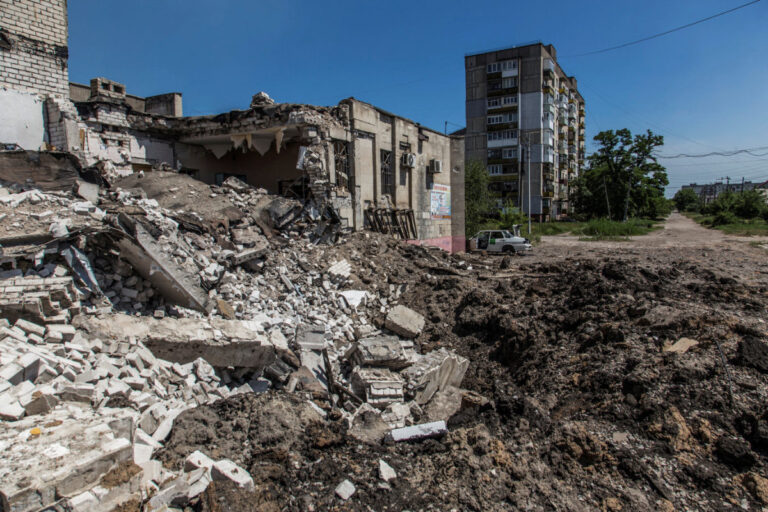 Russia using more deadly weapons in war, Ukraine and Britain warn