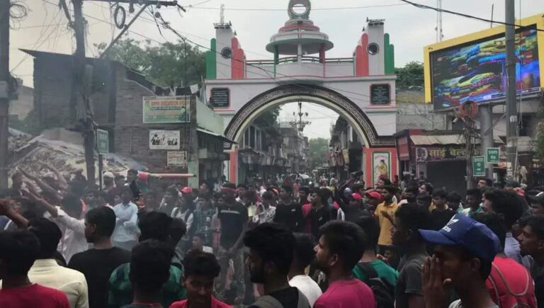 Violent protests break out in India over new army recruitment scheme