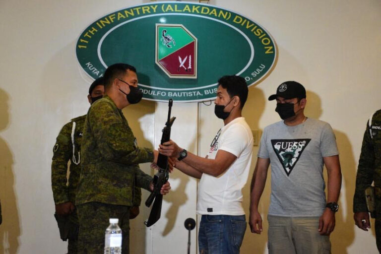 Philippine security forces detain Abu Sayyaf executioner of Canadian hostages