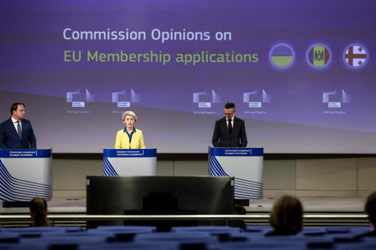 As war in east rages on, Ukraine gets chance to ‘live the European dream’