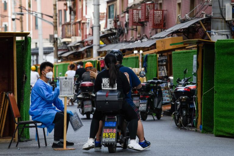 Shanghai will gradually resume dining-in at restaurants from June 29