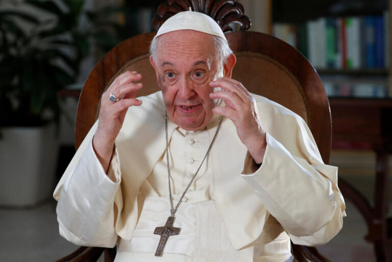 Pope Francis denies he is planning to resign soon