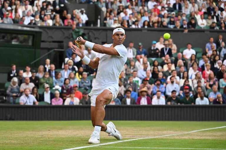 Rafael Nadal into Wimbledon quarters as Nick Kyrgios lurks