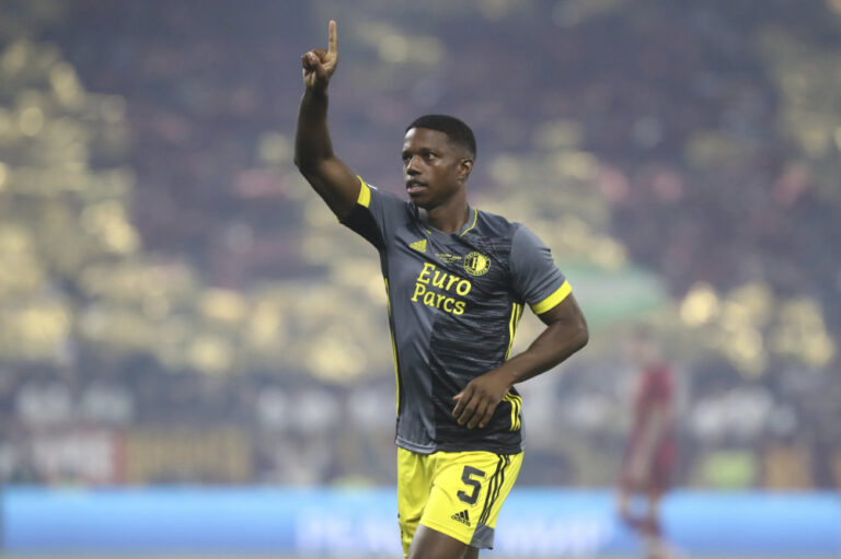 Malacia becomes Ten Hag’s first signing at Man United