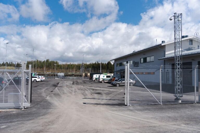 Finland amends law to bolster Russia border fence