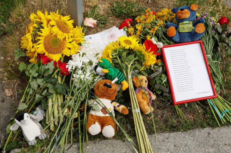 Ukraine grieves 4-year-old girl after Russian missile attack