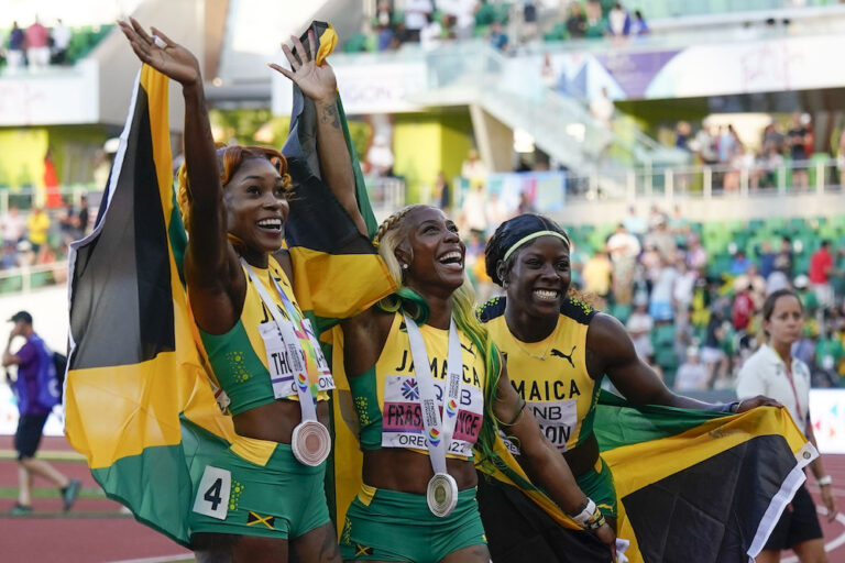 Fraser-Pryce back on top, leads Jamaican sweep in 100 meters