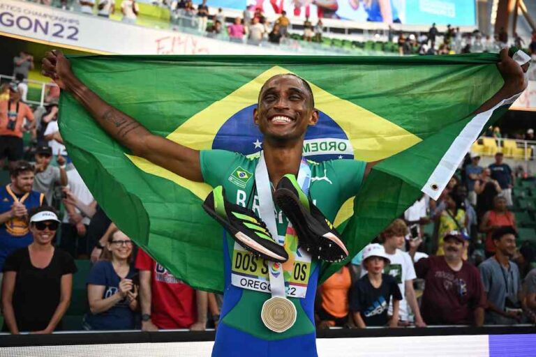 Brazil’s Dos Santos powers to 400-meter hurdles win at worlds, US take 2-3