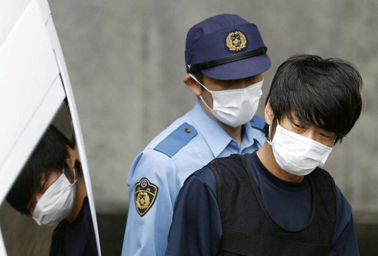 Abe murder suspect to undergo mental examination: reports