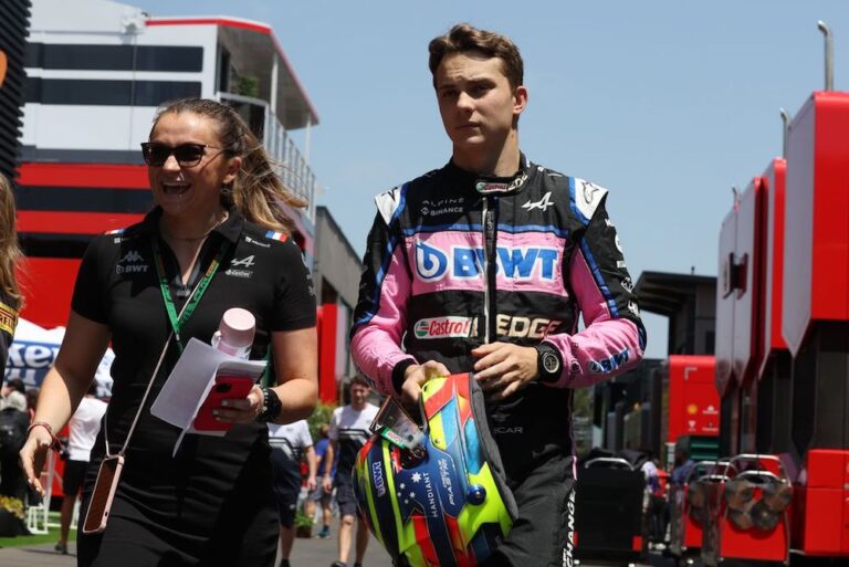 Oscar Piastri rejects Alpine F1 seat amid contract confusion