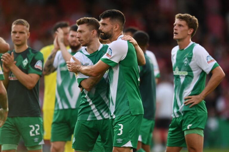 Werder Bremen and Schalke ‘ready to deliver’ on Bundesliga return