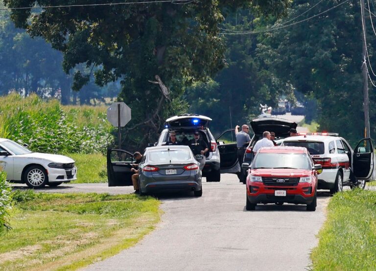 Ohio gunman appeared to threaten FBI after Trump home search