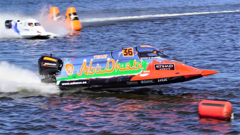 UAE’s Al-Mansoori wins in Lithuania to take lead in world title race