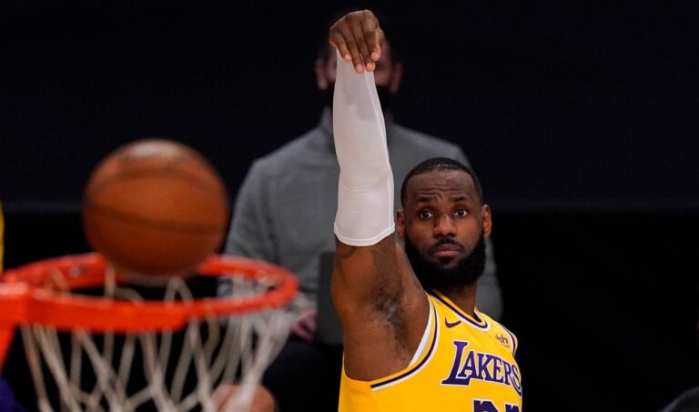 LeBron James inks 2-year, $97.1 million deal with Lakers