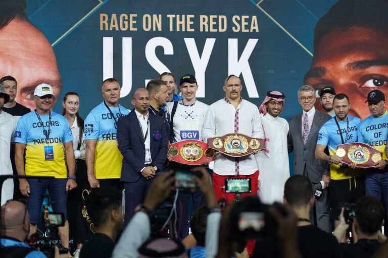 Anthony Joshua maintains weight advantage over Oleksandr Usyk for Jeddah clash