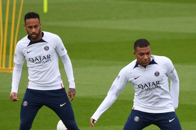 PSG coach denies bad blood between Neymar and Mbappe