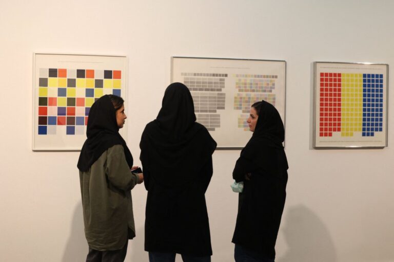 Thousands throng to Iran museum with Western art masterpieces