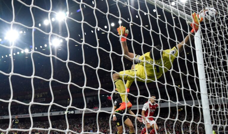Martinelli’s winner keeps Arsenal’s perfect start to Premier League season