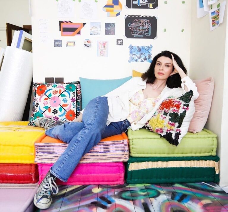 French brand Guerlain teams up with Moroccan artist Ghizlane Agzenai?