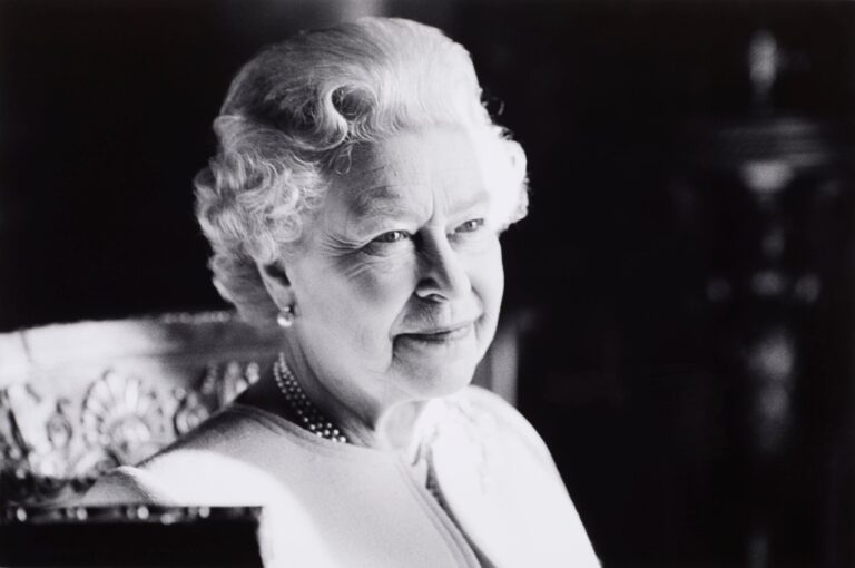 Saudi leaders pay tribute to ‘model of leadership’ as world reacts to death of Queen Elizabeth II